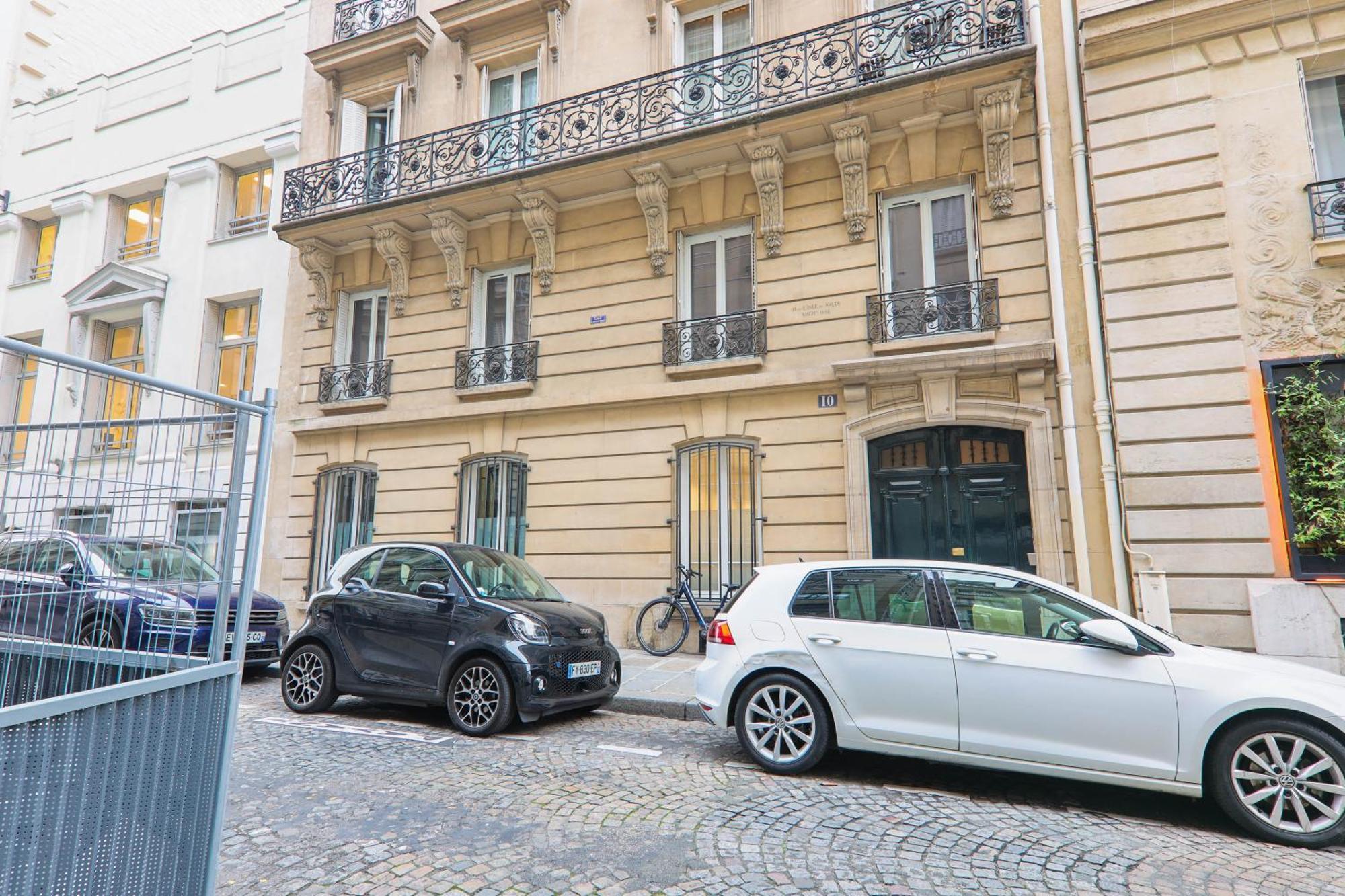 Charmant Appartement Arc De Triomphe Free Netflix Paris Exteriör bild